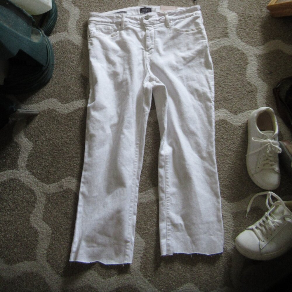 NYDJ Marilyn Straight Optic White Denim Jeans Size 14 altered read new w/defect